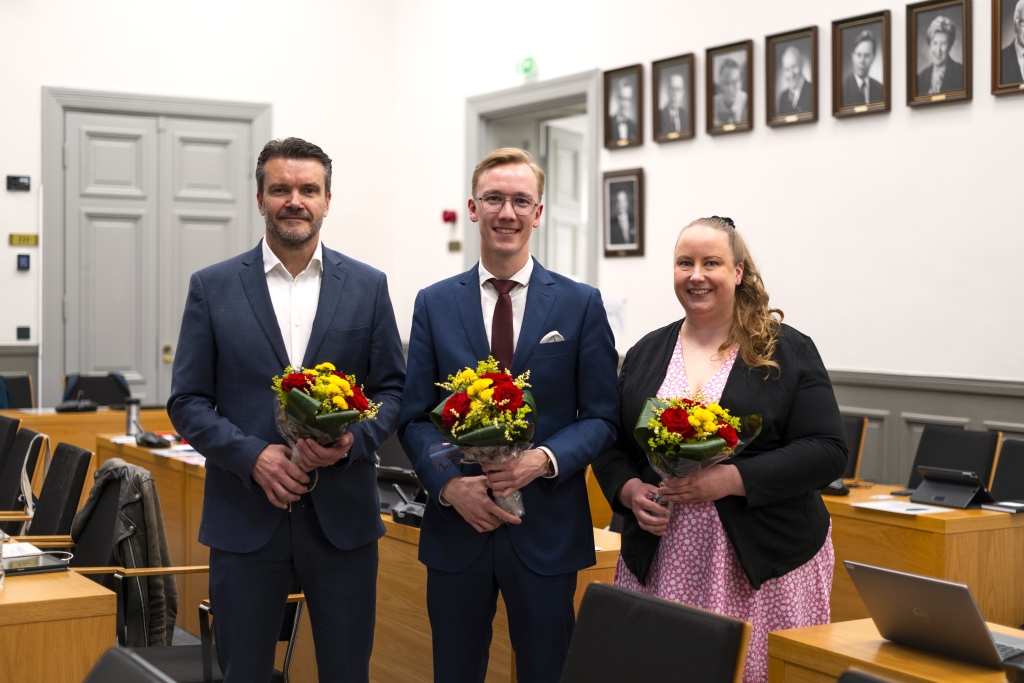 Vid mötet valdes till ordförande och vice ordföranden för fullmäktige Kai Luoma, Frans Villanen och Päivi Karppi.