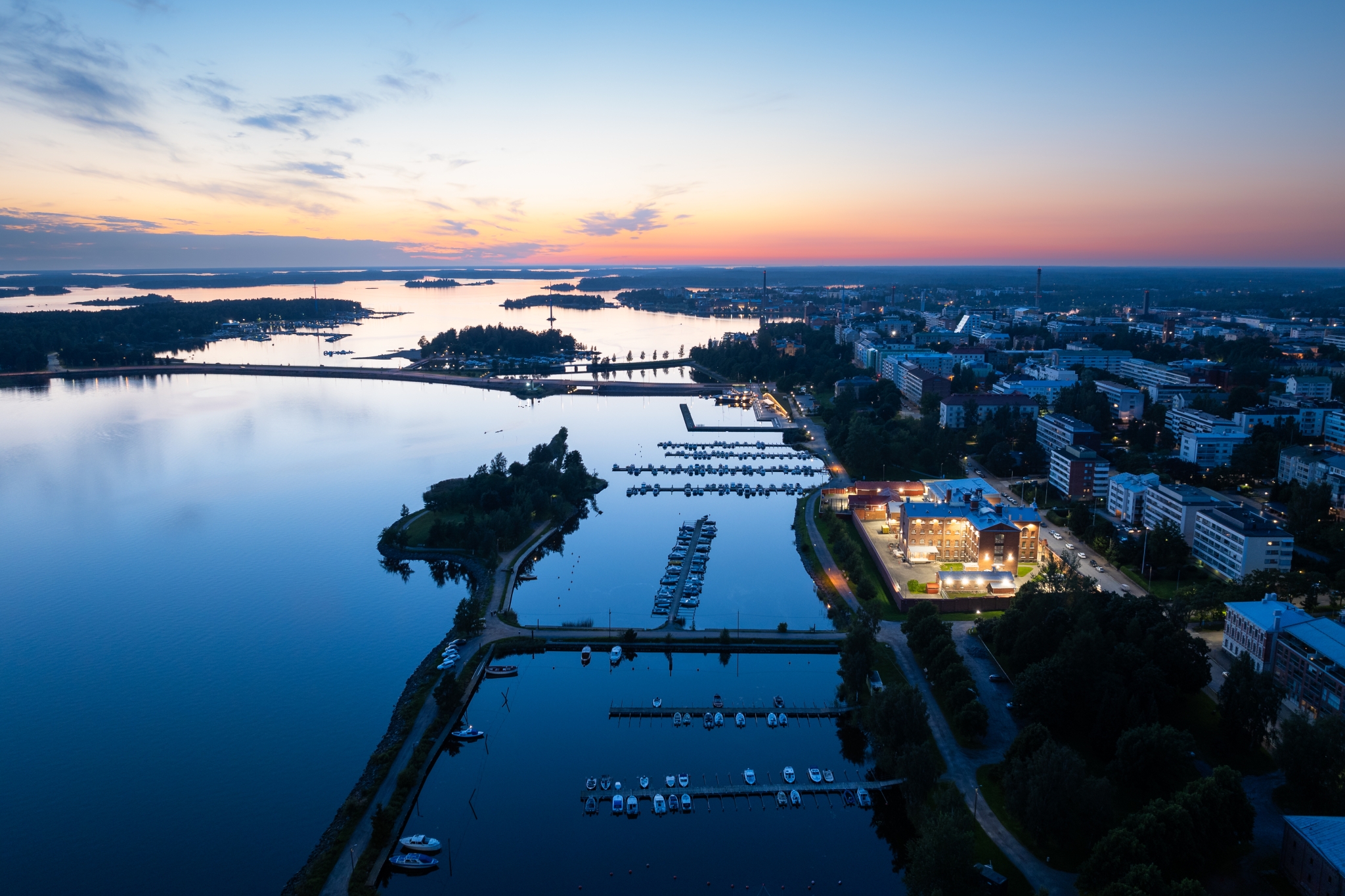 Shell Vaasa Boating channel opening hours in summer 2026 | Vaasa