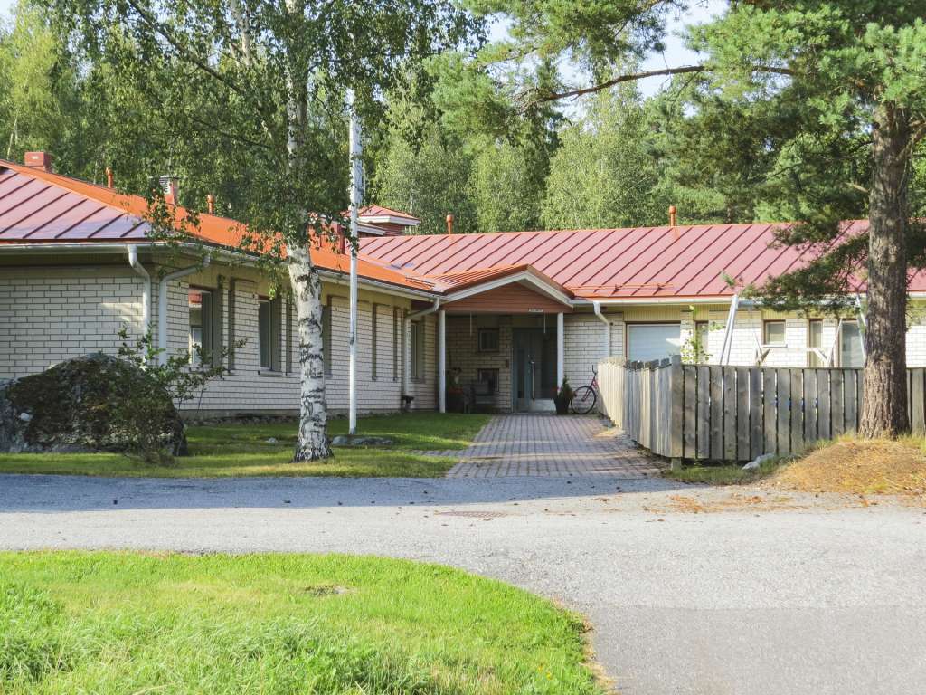Kivikoto kesällä