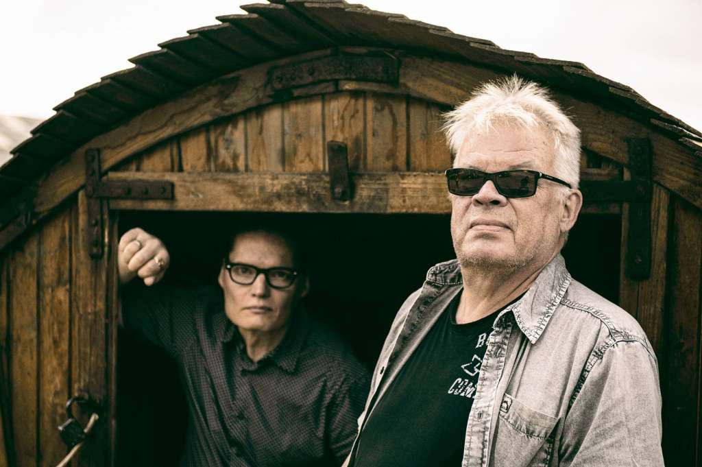 På bilden Dr. Helander och Mika Railo, fotograf Pasi Rytkönen
