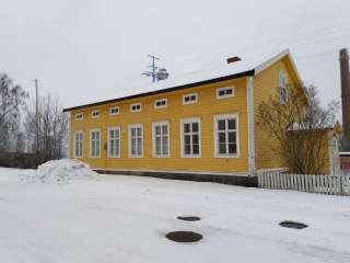Pikkukatu 1