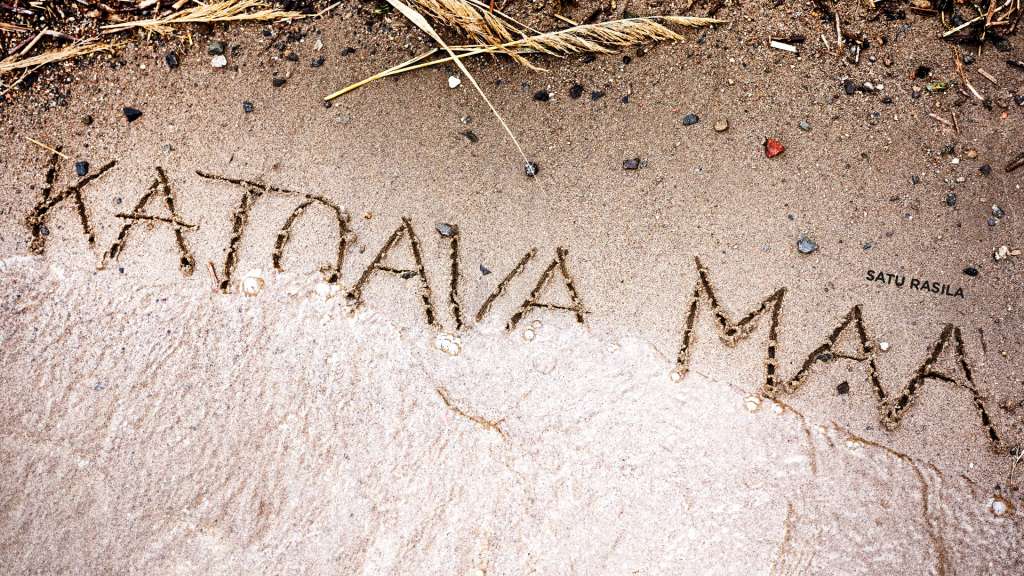 Katoava maa | Vaasan kaupunginteatteri